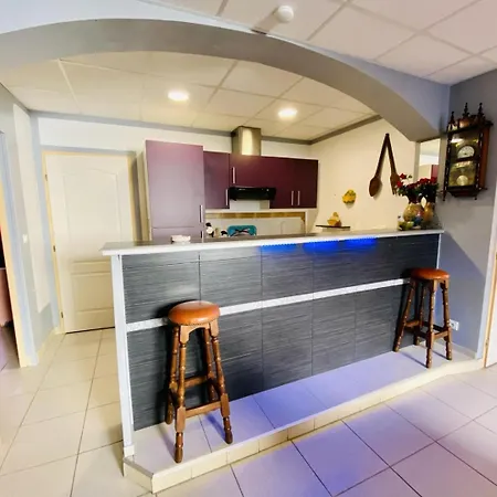 Holiday home Au Bord Des Jardins *